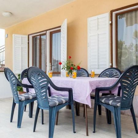 Apartman Morozin Šilo Exteriér fotografie
